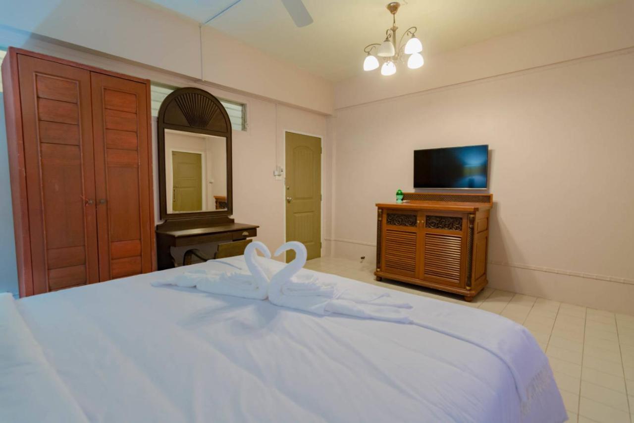 Bed At Beach Hostel Phuket ภายนอก รูปภาพ